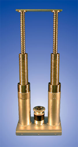 AM double telescopic ball screw with gear stage for simultaneous drive